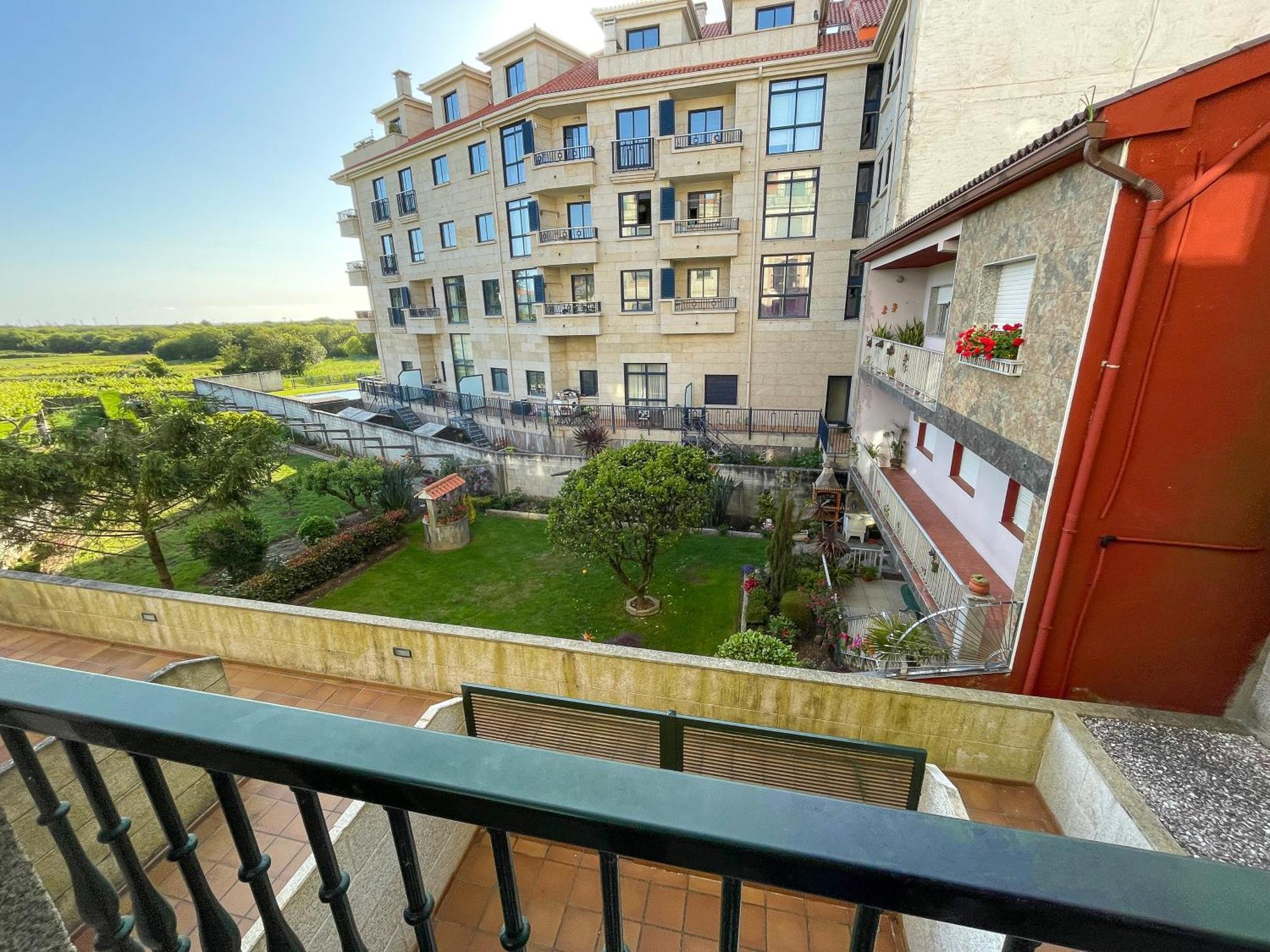 Apartamentos Revolta Sanxenxo 3000 Револьта Экстерьер фото
